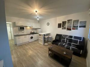 Location appartement 1 pièce 25 m² à Wissous (91320)