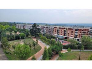 Location appartement 5 pièces 101 m² à Pontoise (95000)