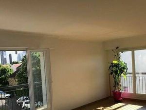 Location appartement 3 pièces 68 m² à Villejuif (94800)