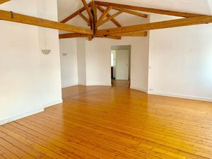 Location appartement 5 pièces 116 m² à Limoges (87000)