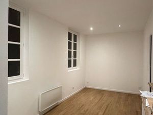 T1 25 m² Hyper centre – Entièrement rénové à neuf très proche Nouveau Centre Dauphine