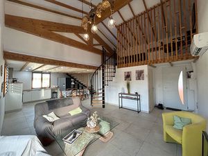 Appartement en duplex à louer à Badens  4 pièces 88 62 m² avec jardin  location vide ou me