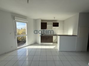 Quartier calme  appartement T3 avec balcon