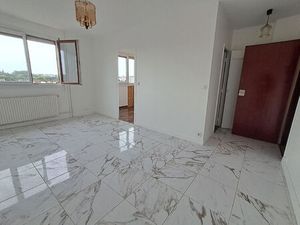 Location appartement 1 pièce  25.77m²  Montargis