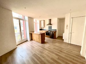 Charmant appartement rénové Hyper-centre de Vichy