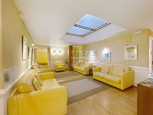 PARIS XVI o TROCADERO | CABINET MÉDICAL AVEC 5 SALLES DE CON