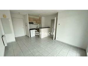 Superbe T2 état neuf  en résidence récente avec ascenseur  avec balcon et parking double