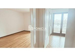 À vendre – Appartement T1 avec balcon  vue lac et montagnes