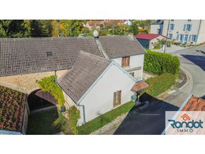 Maison 5 pièces/3 chambres 104 m2 terrain 245 m2