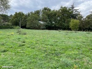 Terrain 1 009 m² Labruguiere