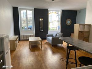 Grand studio proche cathédrale