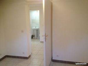 à loueur studio à orly ville