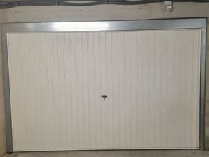 Parking - Garage box sécurisé PMR grande taille