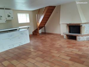 Champcueil hameau de beauvais f3 duplex