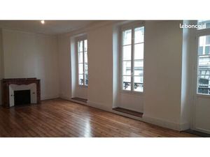 T3 avec 1 place de parking sécurisée près du Jardin Massey