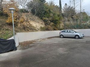 Place de parking résidence privé