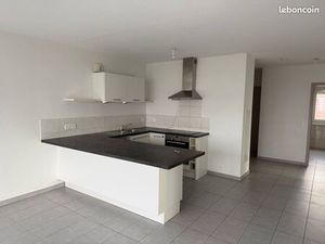 Appartement 4 pièces de 92 m² avec balcon – Résidence calme