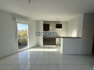 Location Appartement 3 pièces à La Roche-sur-Yon (85000) : à louer 3 pièces / 56m² La Roch