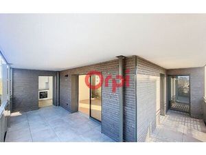 Location appartement  89.3 m² T-4 à Saint-Julien-en-Genevois  2 520 €