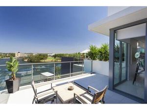 GRAND T3 AVEC BALCON DE 29 m² – UNE ADRESSE PRESTIGIEUSE AVEC VUE