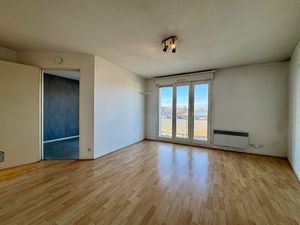 T2 avec balcon et parking à TALENCE Médoquine