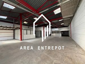 Local mixte avec visibilité autoroutière