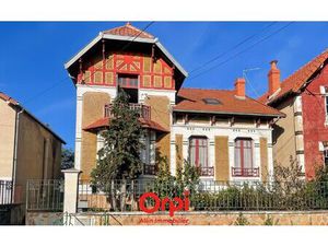 Maison Montluçon m² T-6 à vendre  137 000 €
