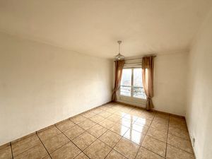 2 Pièces avec parking  cave proche RER B  futur métro 16