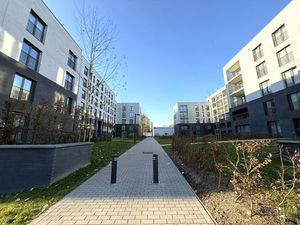 Rez-De-Chaussée à louer à Avenue Edmond Van Nieuwenhuyse 26 Auderghem (VBD65435)