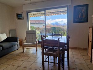 A LOUER - Appartement 2 PIECES 44 m2 - Terrasse et petit jar