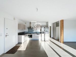 A LOUER. Maison de 91.05 m2 avec jardin et terrasse.
