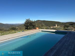 VILLA 4 FACES AVEC PISCINE ET PLUS DE 3 3 HECTARES DE TERRAI