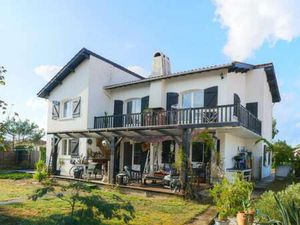 Vente Maison à Biscarrosse (40600) : à vendre / 220m² Biscarrosse