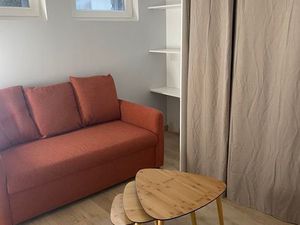Studio meuble a louer