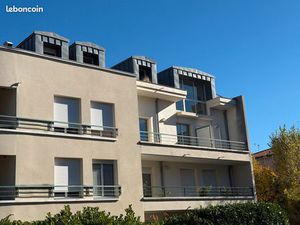 Appartement duplex 180m² - Terrasse  2 garages et grande cave
