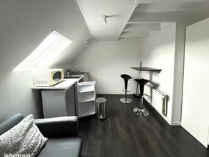 Studio 1 pièce 13 m²
