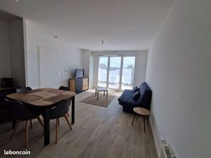 Loue T2 meublé à Messy