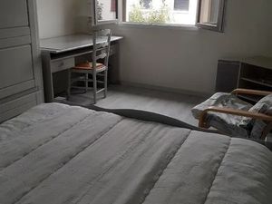 Chambre 1 pièce 12 m²