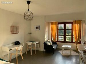 Grand studio lumineux