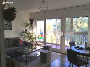 Location meublée T2 Aix CV à pieds