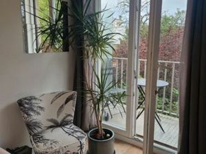 Studio bien situé à Courbevoie