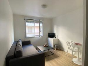 Studio lumineux à louer à Montrouge. Au pied du métro Barbara