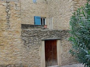 Maison de village à Chusclan