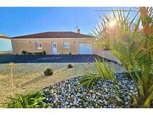 Vente Maison Piscine à La Plaine-sur-Mer (44770) : à vendre Piscine / 120m² La Plaine-sur-