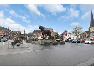 fantastisch gelegen winkel of kantoor