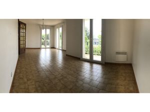 Spacieux F3 avec garage et balcons