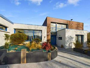 Vente Maison Bord de Mer à Tréboul (29100) : à vendre Bord de Mer / 163m² Tréboul