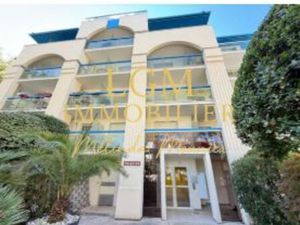 T2 Hyper centre proche plage