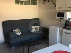 ROQUEBRUNE STUDIO CENTRE VILLE TERRASSE