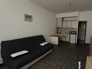 BEL APPARTEMENT T1 MEUBLE